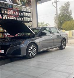 نيسان ألتيما